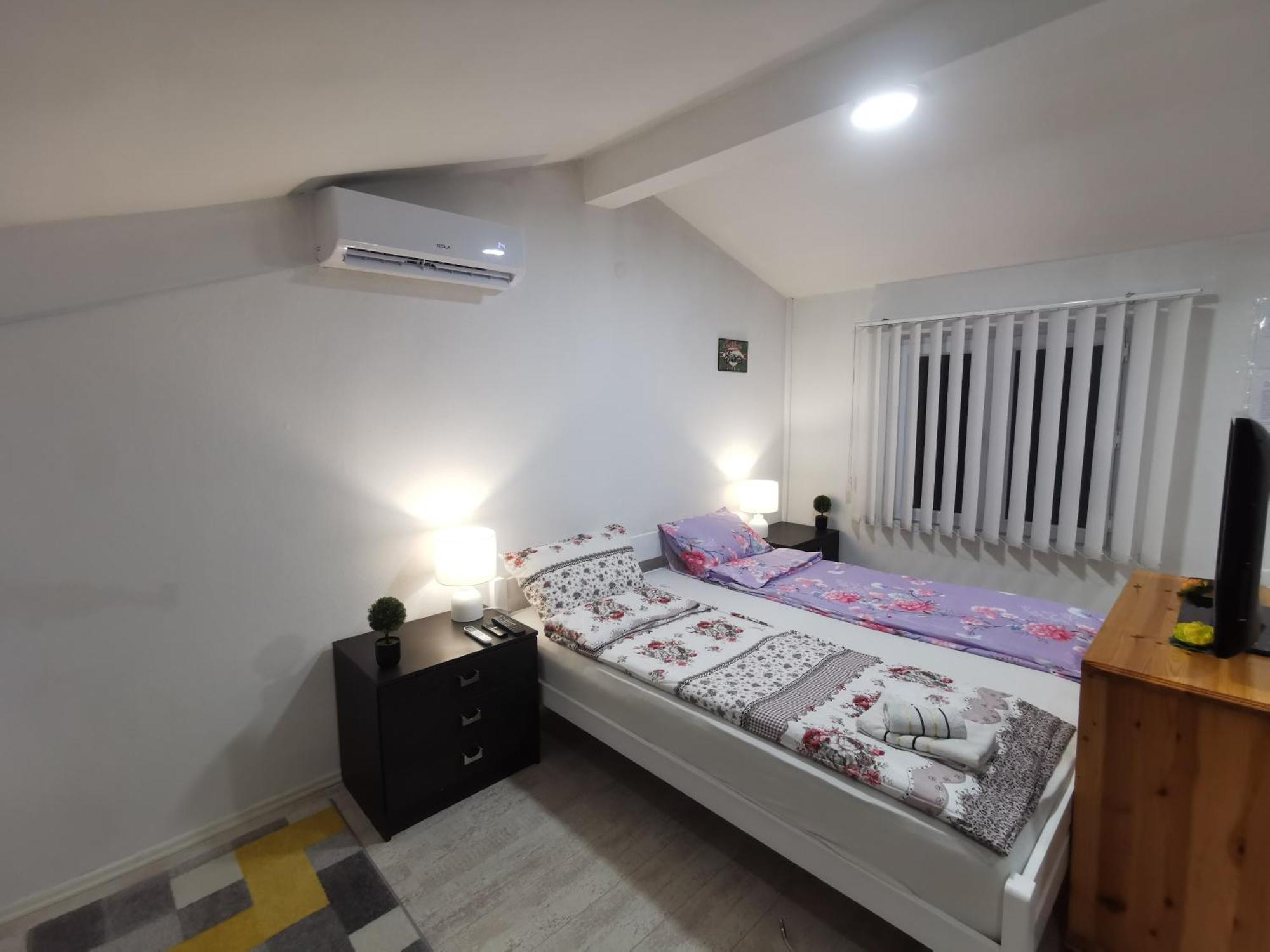 White Apartment Sarajevo - Free Parking Exterior foto